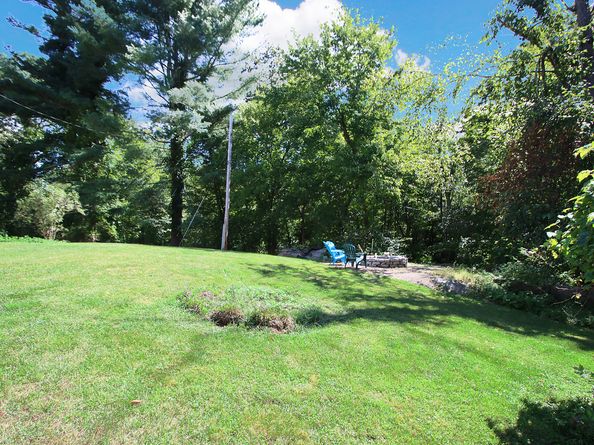 68 E Village Road, Monroe CT 06468