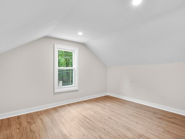 97 Padanaram Road, Danbury CT 06811