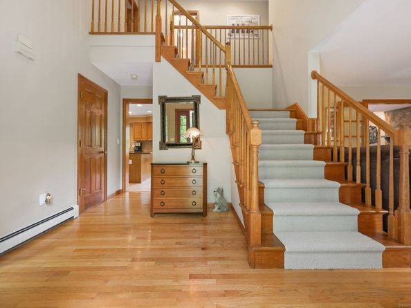 8 Austin Drive, New Fairfield CT 06812