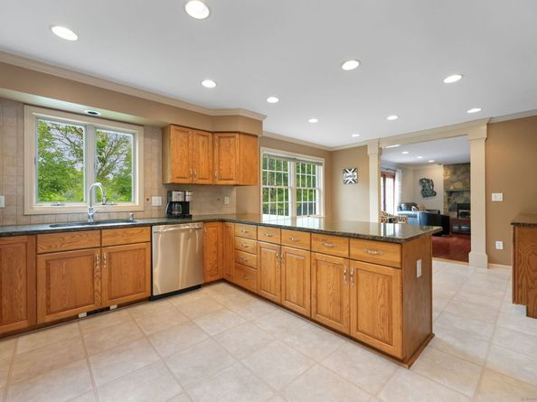 8 Austin Drive, New Fairfield CT 06812