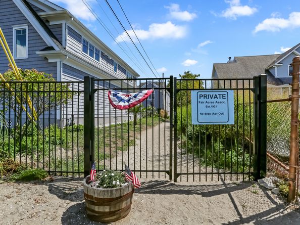 800 Rowland Road, Fairfield CT 06824