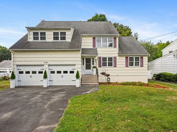 1009 High Street
