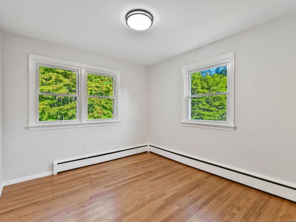 8 Lloyd Road, Norwalk CT 06850