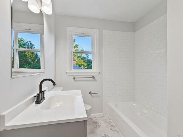 8 Lloyd Road, Norwalk CT 06850
