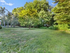 8 Lloyd Road, Norwalk CT 06850