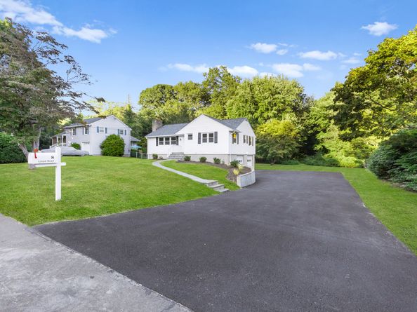 8 Lloyd Road, Norwalk CT 06850