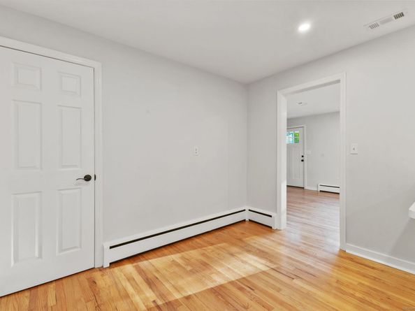 8 Lloyd Road, Norwalk CT 06850