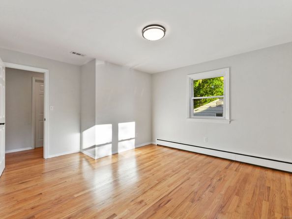 8 Lloyd Road, Norwalk CT 06850