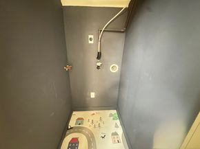 105 Tremont Avenue APT E, Bridgeport CT 06606