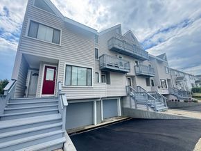 105 Tremont Avenue APT E, Bridgeport CT 06606