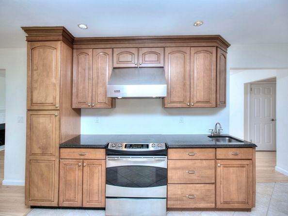 10 Baldwin Road, Norwalk CT 06851