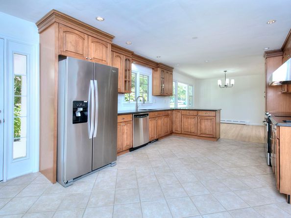 10 Baldwin Road, Norwalk CT 06851