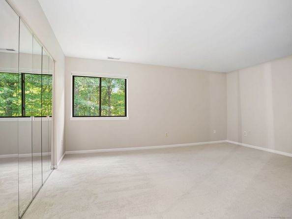 123 Old Belden Hill Road APT 40, Norwalk CT 06850
