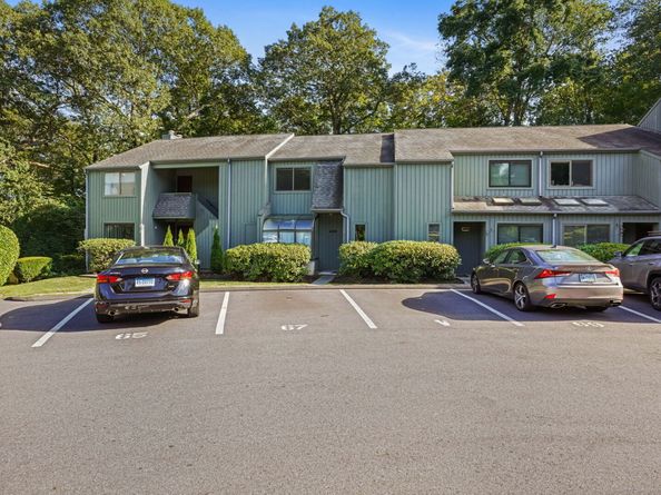 123 Old Belden Hill Road APT 40, Norwalk CT 06850
