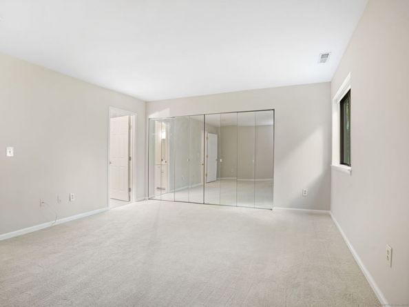 123 Old Belden Hill Road APT 40, Norwalk CT 06850