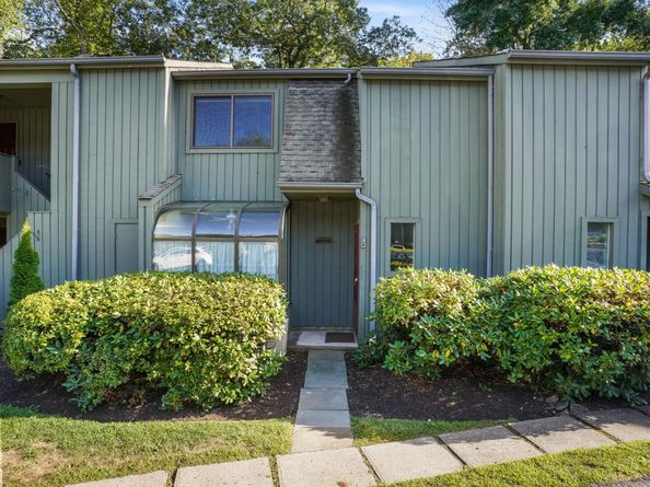 123 Old Belden Hill Road APT 40, Norwalk CT 06850