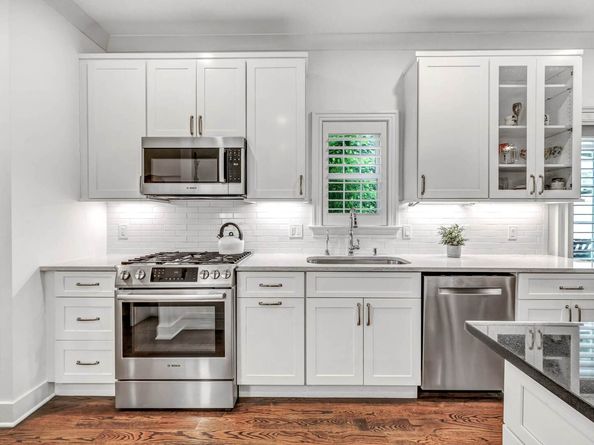 2180 Kings Highway 1, Fairfield CT 06824