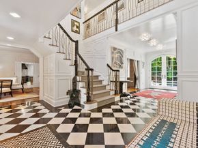 105 Clearview Lane, New Canaan CT 06840