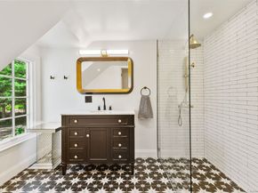 105 Clearview Lane, New Canaan CT 06840