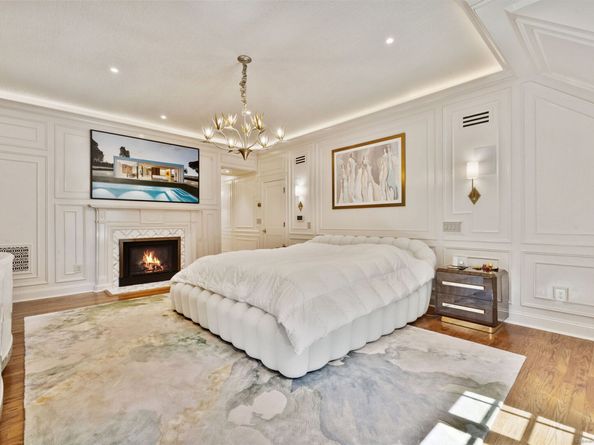 105 Clearview Lane, New Canaan CT 06840