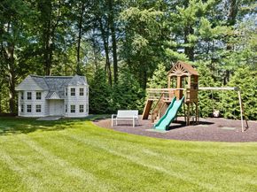 105 Clearview Lane, New Canaan CT 06840