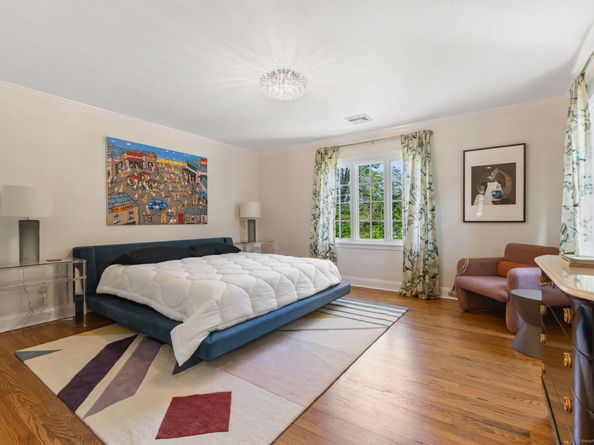 105 Clearview Lane, New Canaan CT 06840