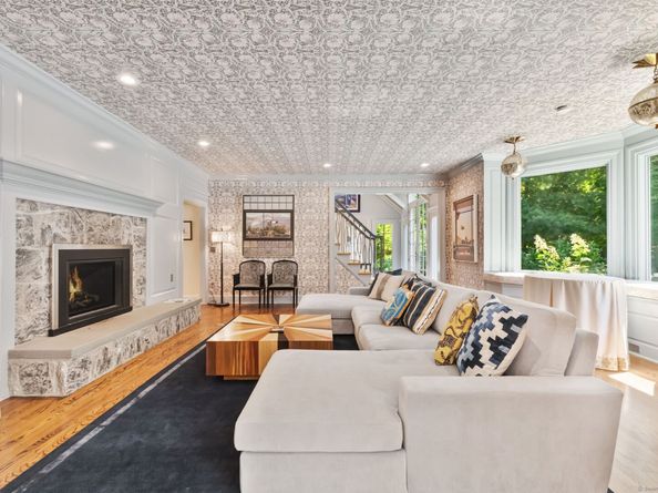 105 Clearview Lane, New Canaan CT 06840