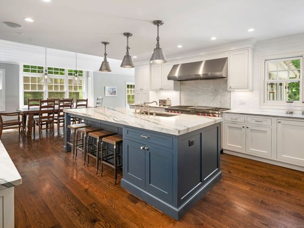 38 Fitch Lane, New Canaan CT 06840