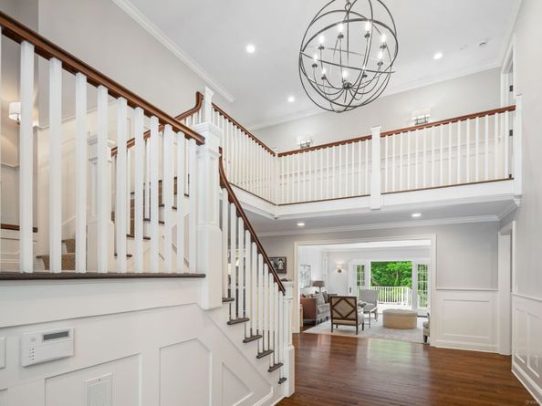38 Fitch Lane, New Canaan CT 06840