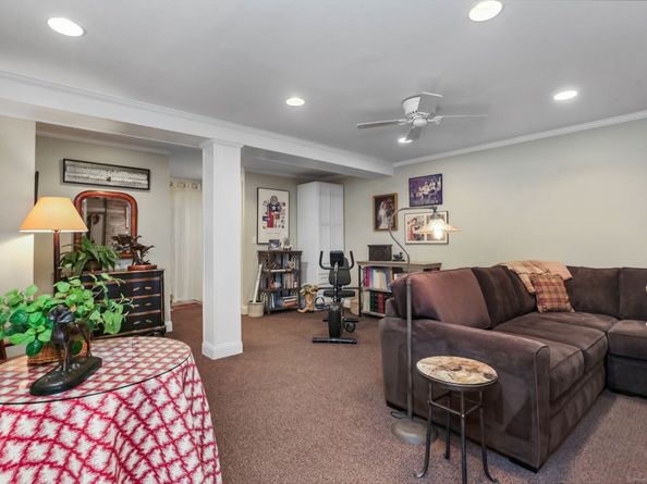 109 Green Acre Lane, Fairfield CT 06824