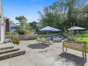 109 Green Acre Lane, Fairfield CT 06824