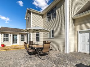 10 Mayflower Lane, Shelton CT 06484