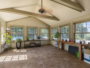10 Mayflower Lane, Shelton CT 06484