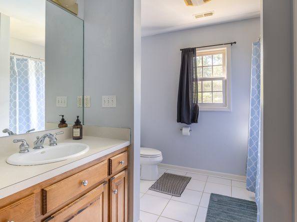 10 Mayflower Lane, Shelton CT 06484