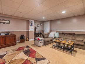 10 Mayflower Lane, Shelton CT 06484
