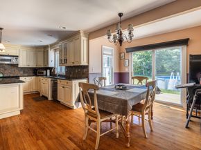 10 Mayflower Lane, Shelton CT 06484