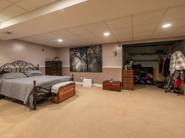 10 Mayflower Lane, Shelton CT 06484