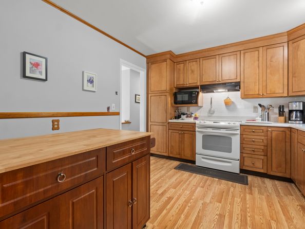 79 Johnson Street, Trumbull CT 06611