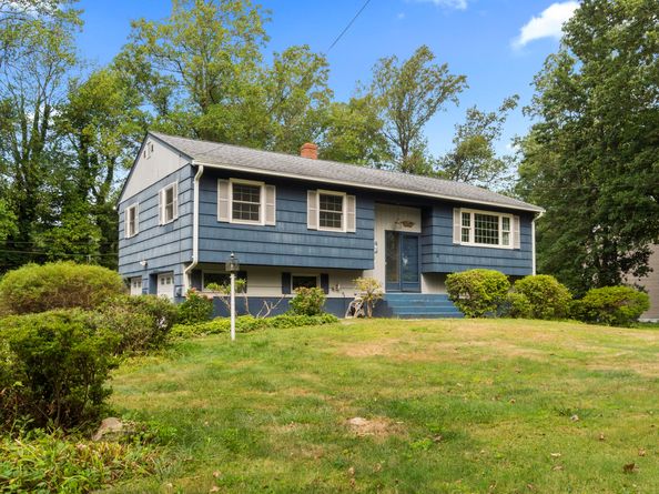 79 Johnson Street, Trumbull CT 06611