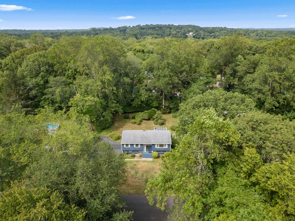 79 Johnson Street, Trumbull CT 06611