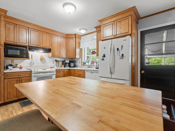 79 Johnson Street, Trumbull CT 06611