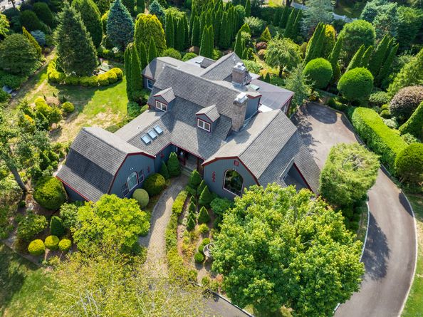 213 Marvin Ridge Road, New Canaan CT 06840