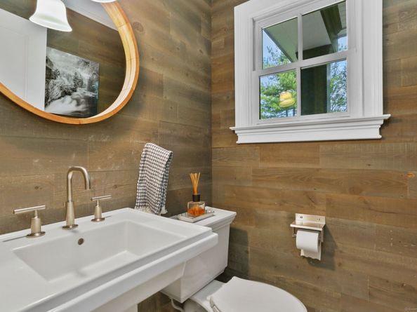 52 Putnam Road, New Canaan CT 06840