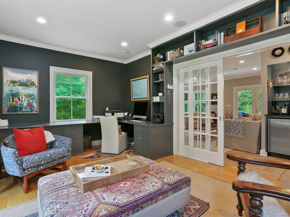 52 Putnam Road, New Canaan CT 06840