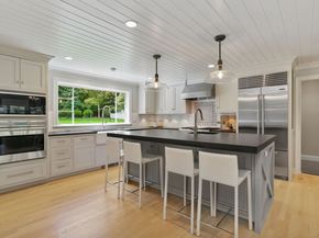 52 Putnam Road, New Canaan CT 06840