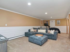 52 Putnam Road, New Canaan CT 06840