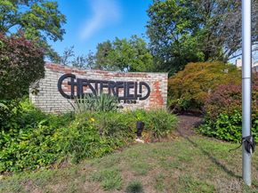 2435 Bedford Street 14C, Stamford CT 06905