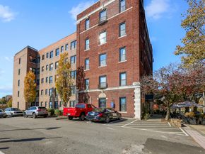 881 Lafayette Boulevard 1A, Bridgeport CT 06604