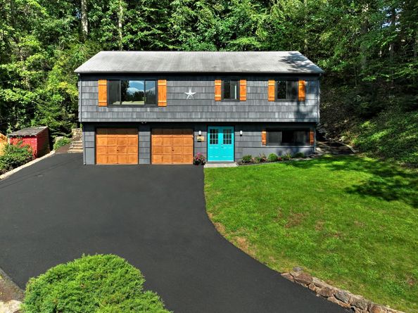 138 Pinewood Trail, Trumbull CT 06611