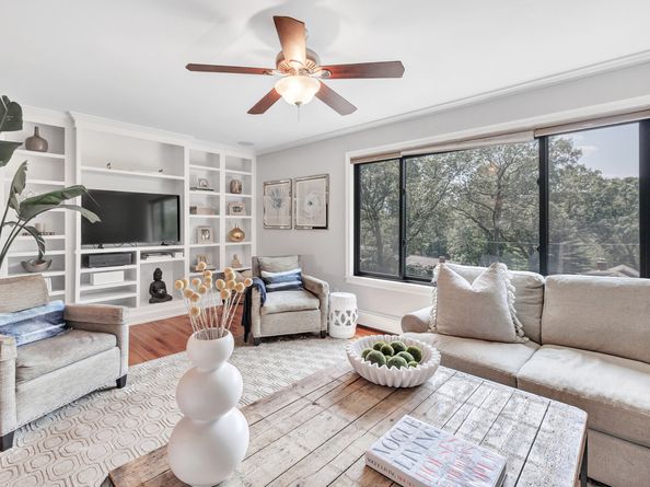 138 Pinewood Trail, Trumbull CT 06611